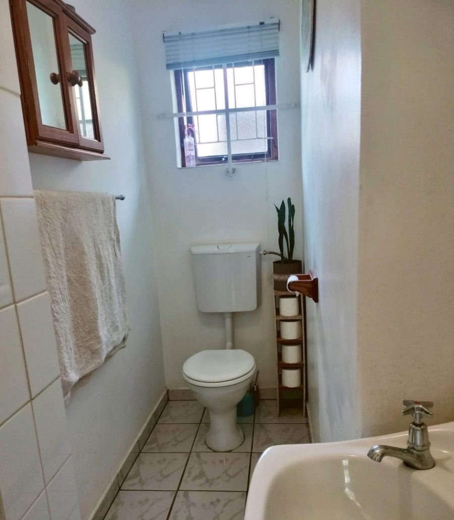 To Let 3 Bedroom Property for Rent in Waterfall KwaZulu-Natal