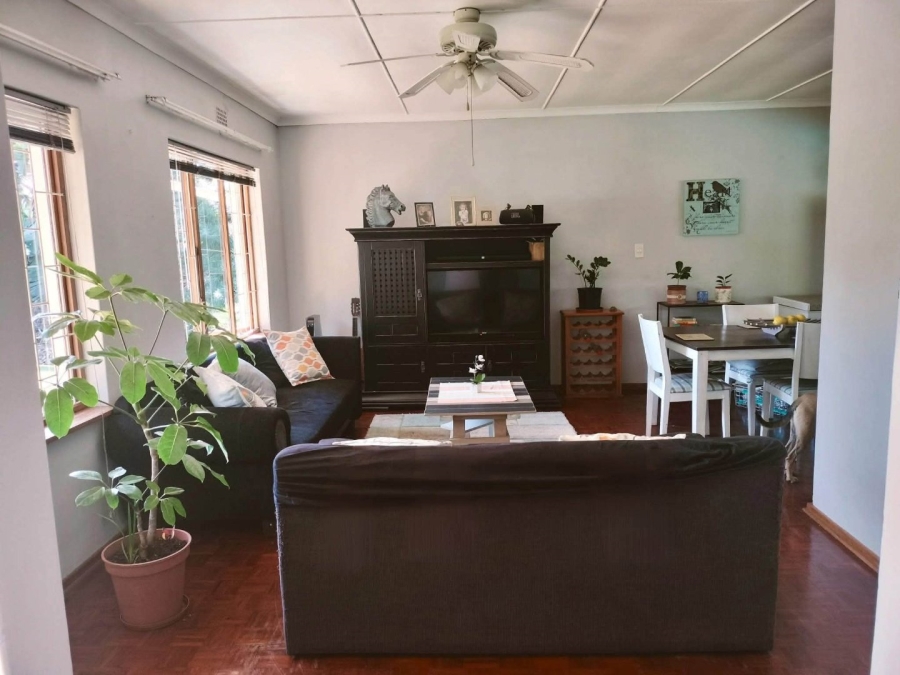 To Let 3 Bedroom Property for Rent in Waterfall KwaZulu-Natal