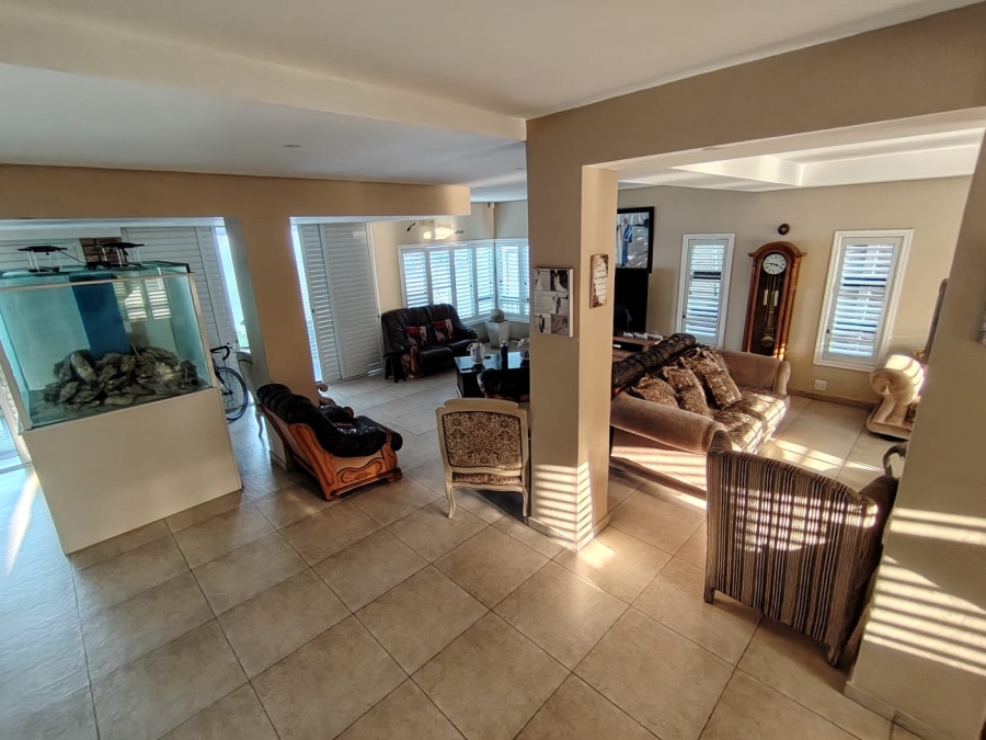 3 Bedroom Property for Sale in Brighton Beach KwaZulu-Natal