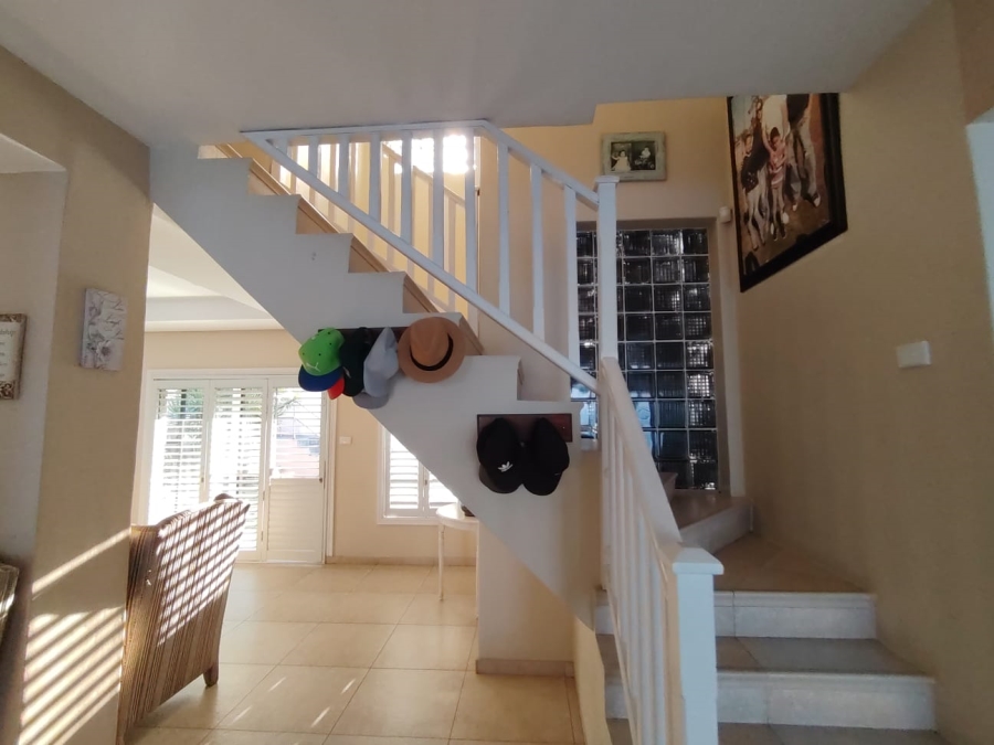 3 Bedroom Property for Sale in Brighton Beach KwaZulu-Natal