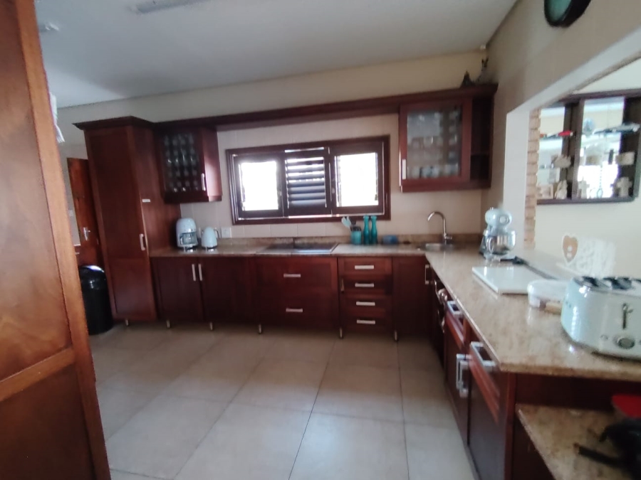 3 Bedroom Property for Sale in Brighton Beach KwaZulu-Natal