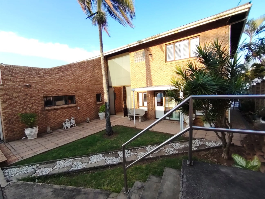 3 Bedroom Property for Sale in Brighton Beach KwaZulu-Natal