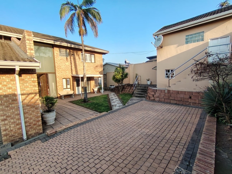 3 Bedroom Property for Sale in Brighton Beach KwaZulu-Natal