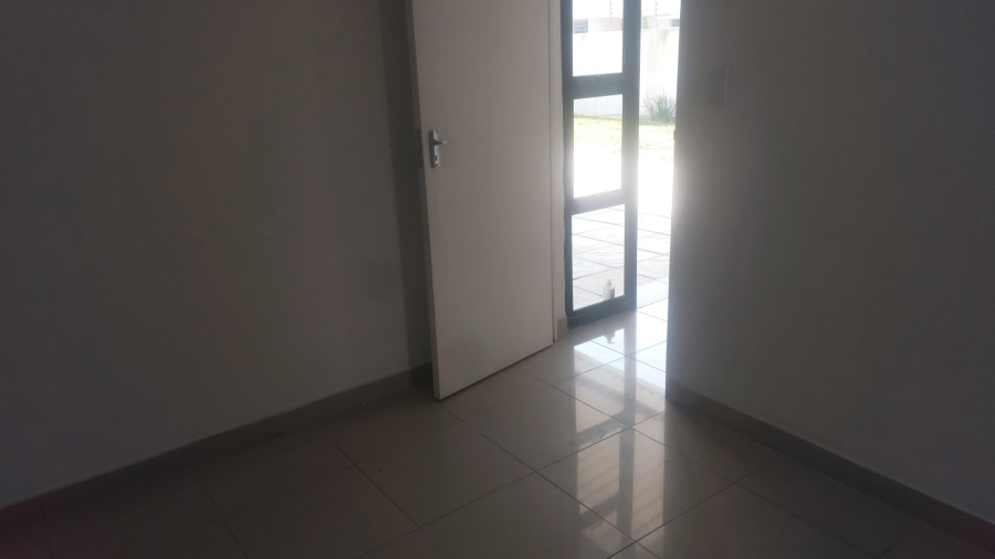 To Let Commercial Property for Rent in Athlone KwaZulu-Natal
