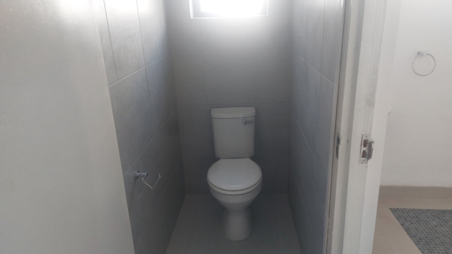 To Let Commercial Property for Rent in Athlone KwaZulu-Natal