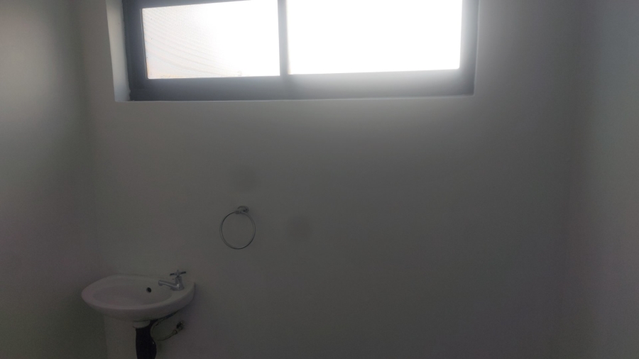 To Let Commercial Property for Rent in Athlone KwaZulu-Natal