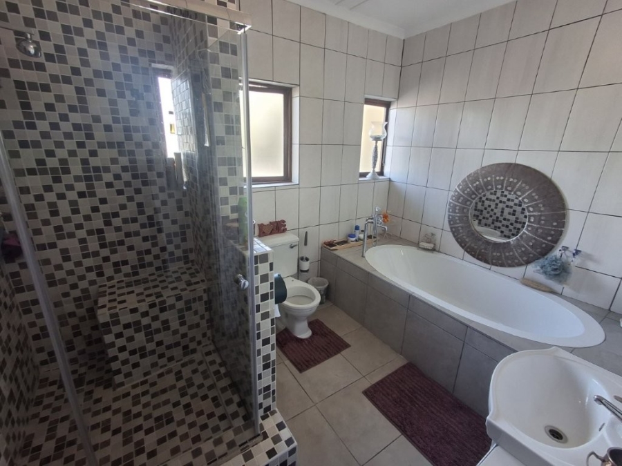 4 Bedroom Property for Sale in Ramsgate KwaZulu-Natal