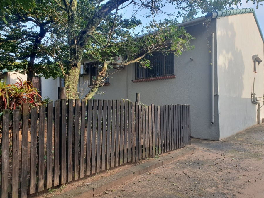 5 Bedroom Property for Sale in Glenmore KwaZulu-Natal