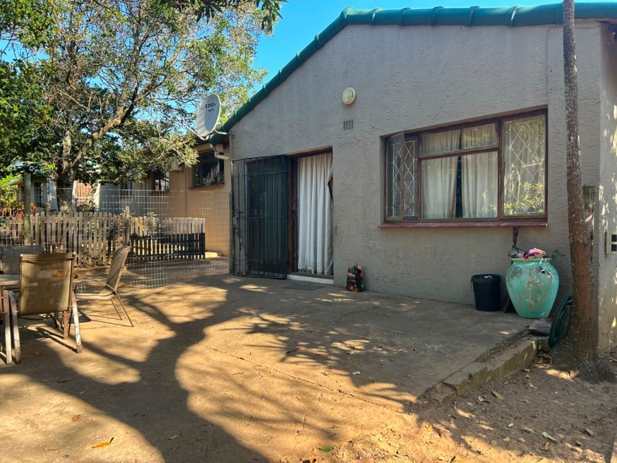 5 Bedroom Property for Sale in Glenmore KwaZulu-Natal