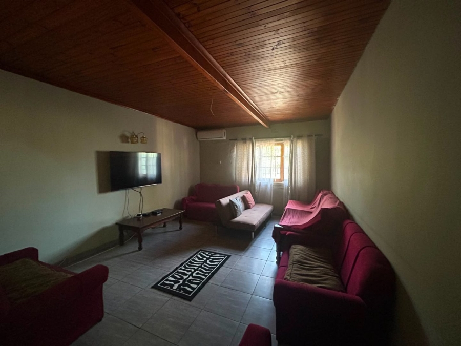 5 Bedroom Property for Sale in Glenmore KwaZulu-Natal