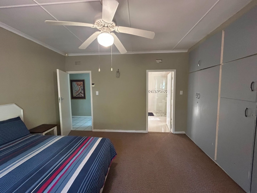 5 Bedroom Property for Sale in Glenmore KwaZulu-Natal