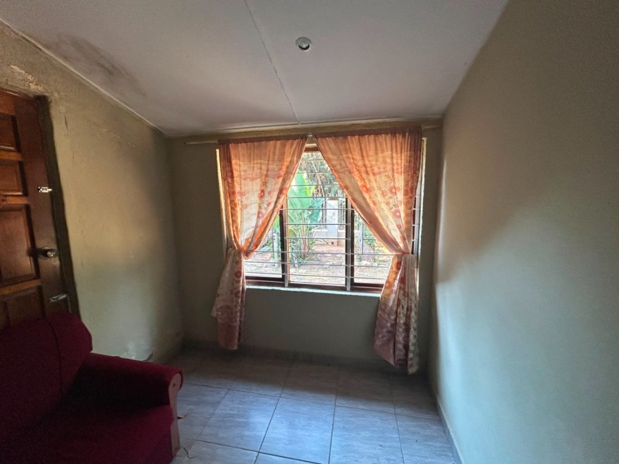 5 Bedroom Property for Sale in Glenmore KwaZulu-Natal