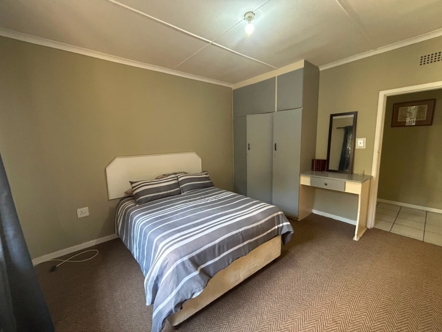 5 Bedroom Property for Sale in Glenmore KwaZulu-Natal
