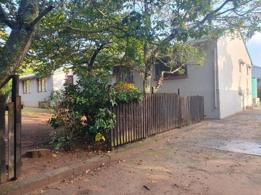5 Bedroom Property for Sale in Glenmore KwaZulu-Natal
