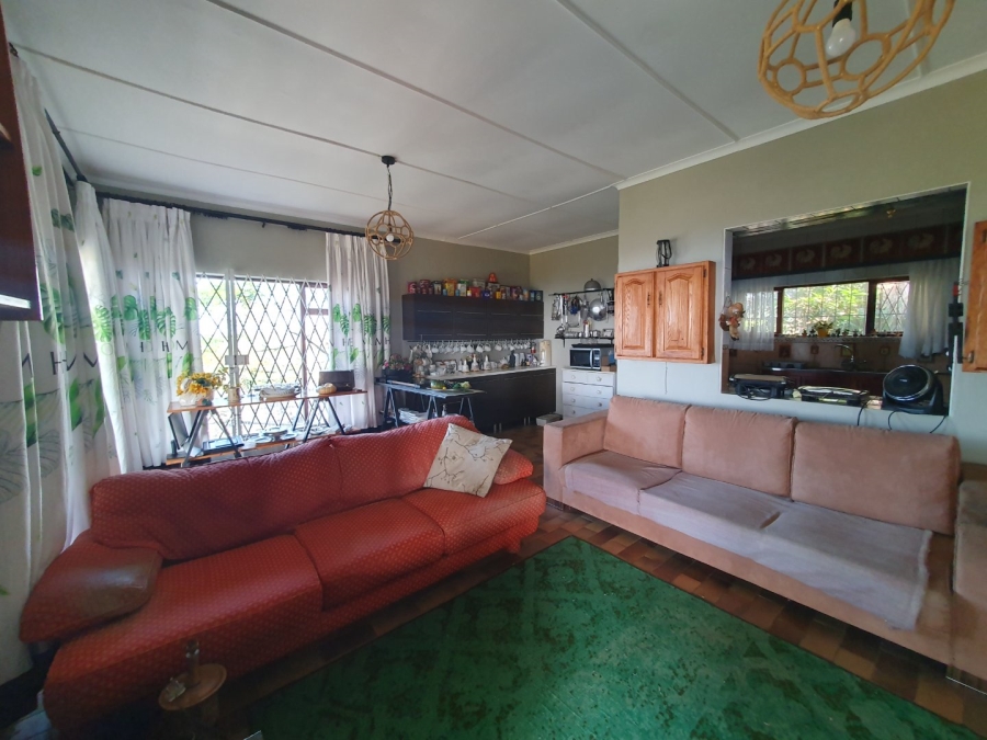 4 Bedroom Property for Sale in Port Edward KwaZulu-Natal