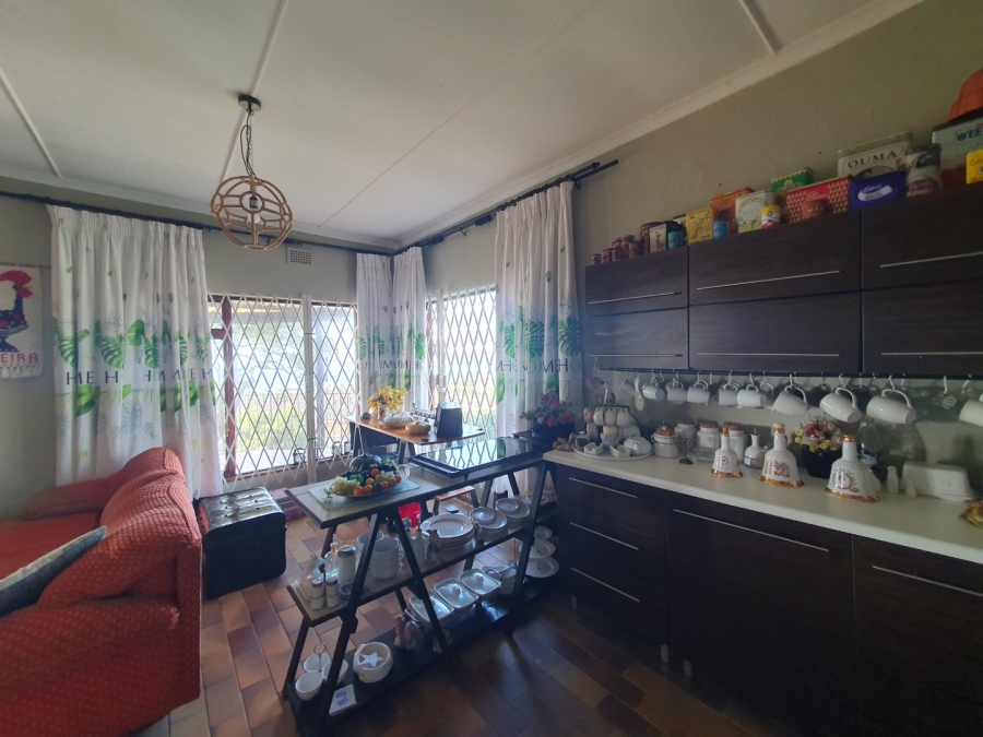 4 Bedroom Property for Sale in Port Edward KwaZulu-Natal