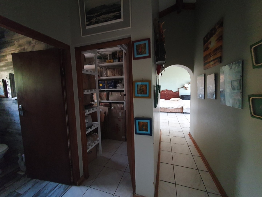 4 Bedroom Property for Sale in Port Edward KwaZulu-Natal