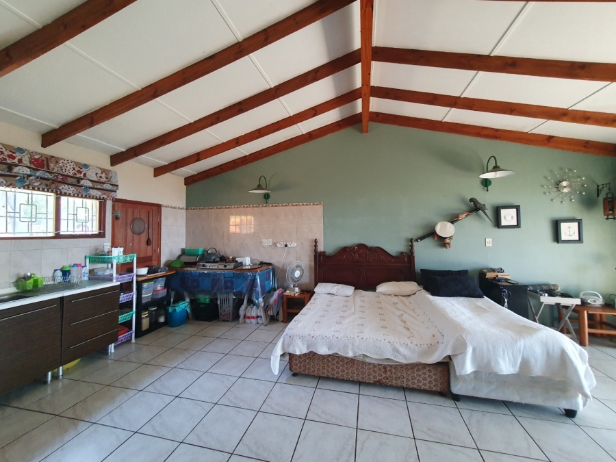 4 Bedroom Property for Sale in Port Edward KwaZulu-Natal