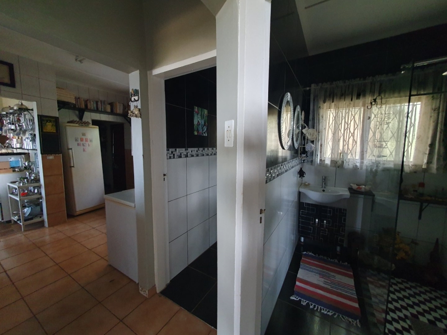 4 Bedroom Property for Sale in Port Edward KwaZulu-Natal