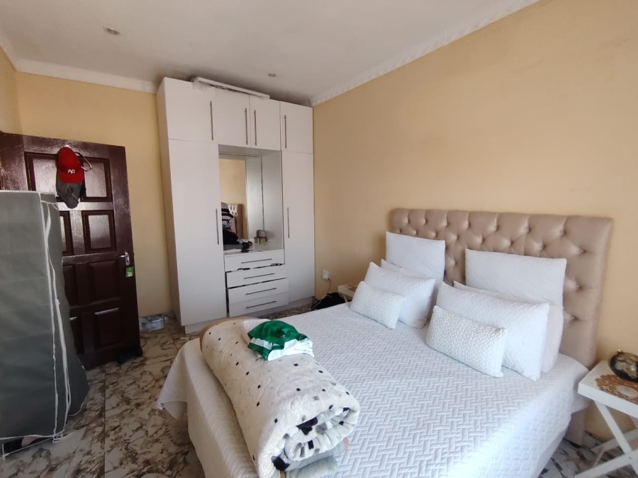 To Let 3 Bedroom Property for Rent in Brighton Beach KwaZulu-Natal