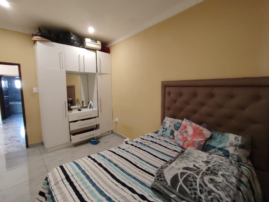 To Let 3 Bedroom Property for Rent in Brighton Beach KwaZulu-Natal