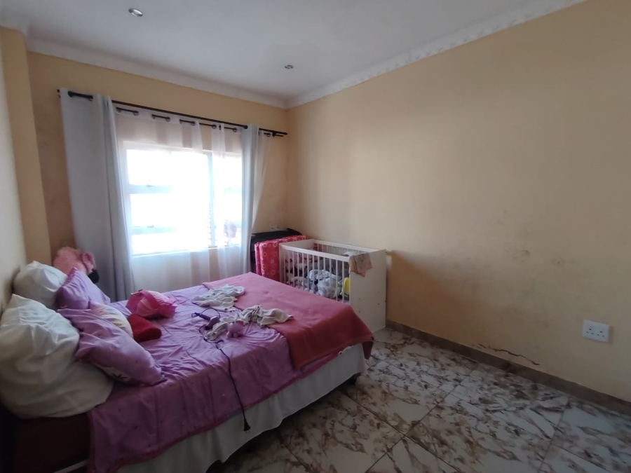 To Let 3 Bedroom Property for Rent in Brighton Beach KwaZulu-Natal