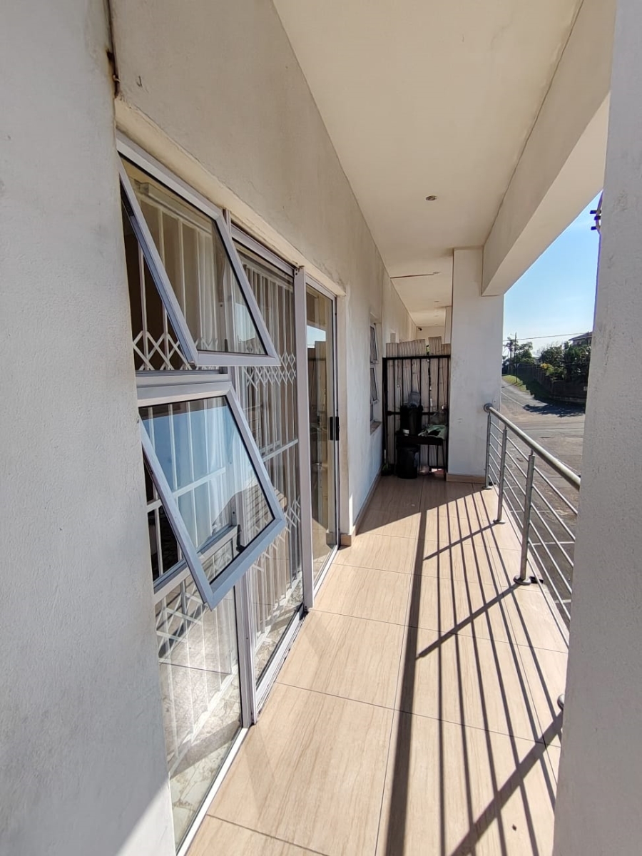 To Let 3 Bedroom Property for Rent in Brighton Beach KwaZulu-Natal
