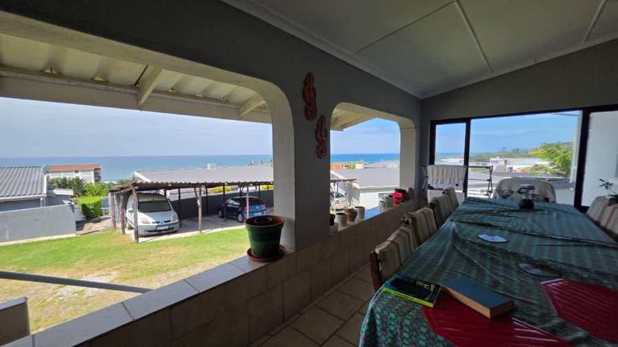 3 Bedroom Property for Sale in Hibberdene KwaZulu-Natal