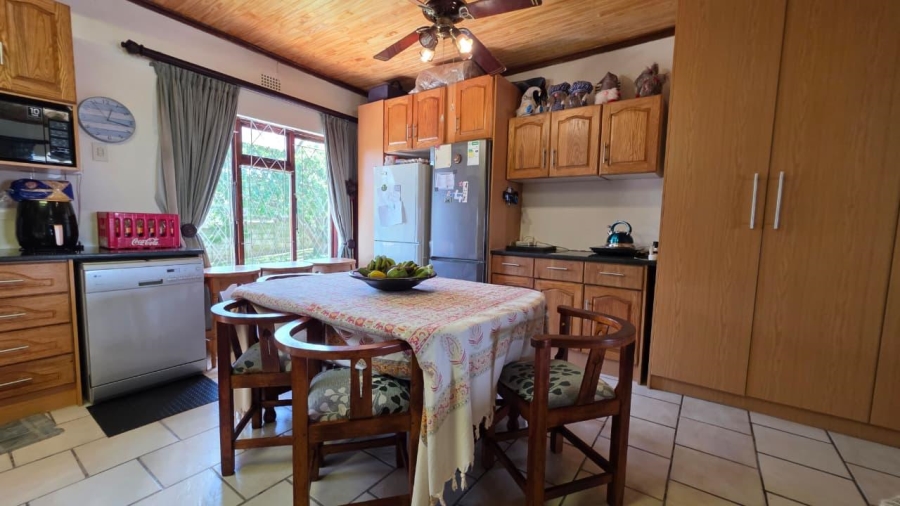 3 Bedroom Property for Sale in Hibberdene KwaZulu-Natal