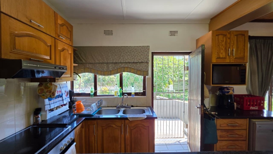 3 Bedroom Property for Sale in Hibberdene KwaZulu-Natal
