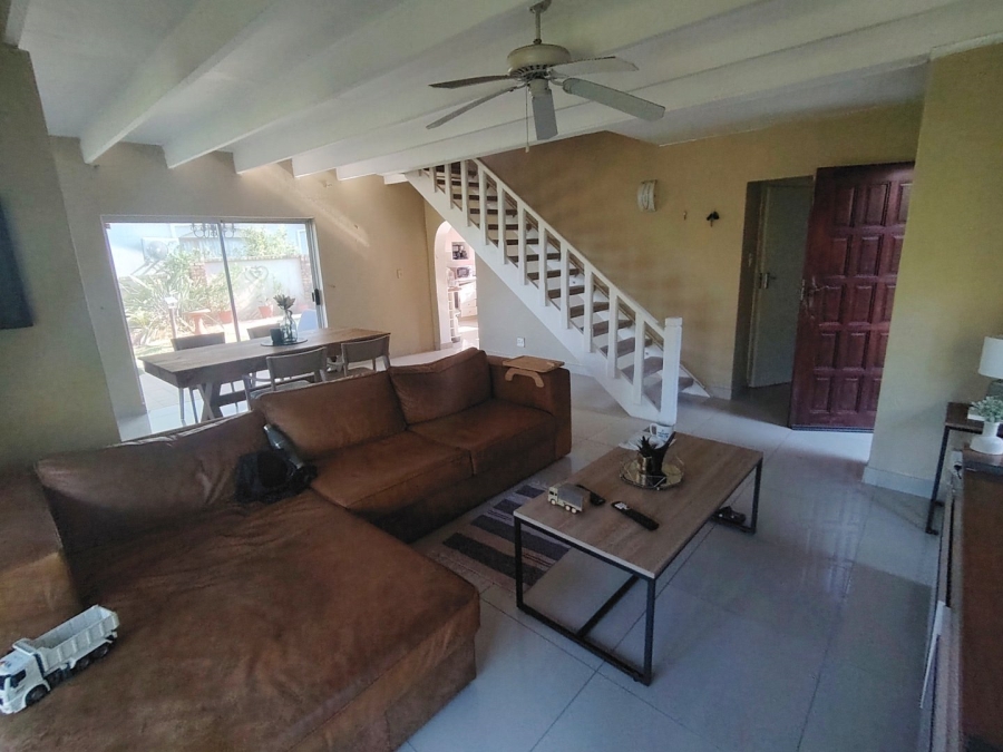 To Let 3 Bedroom Property for Rent in Ramsgate KwaZulu-Natal