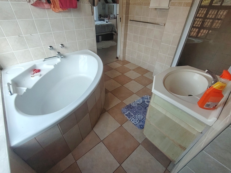 To Let 3 Bedroom Property for Rent in Ramsgate KwaZulu-Natal