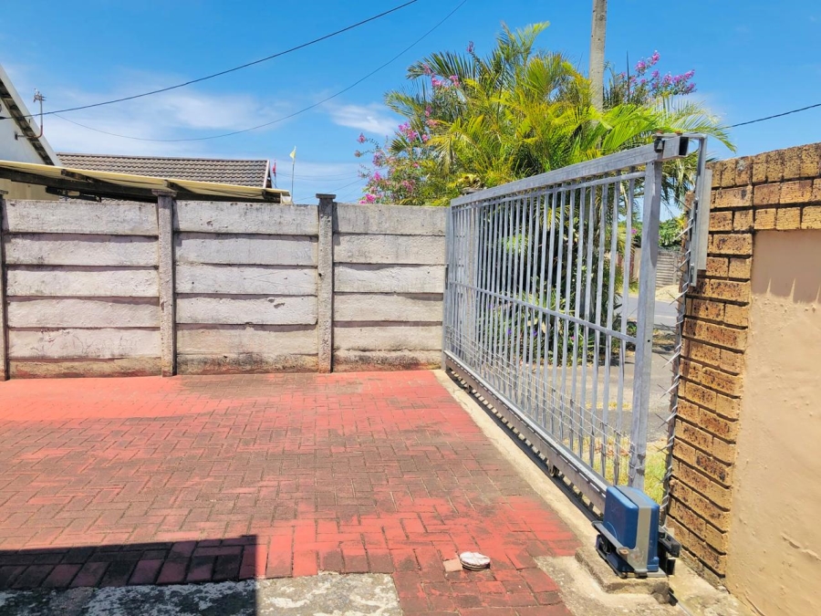 5 Bedroom Property for Sale in Marburg KwaZulu-Natal