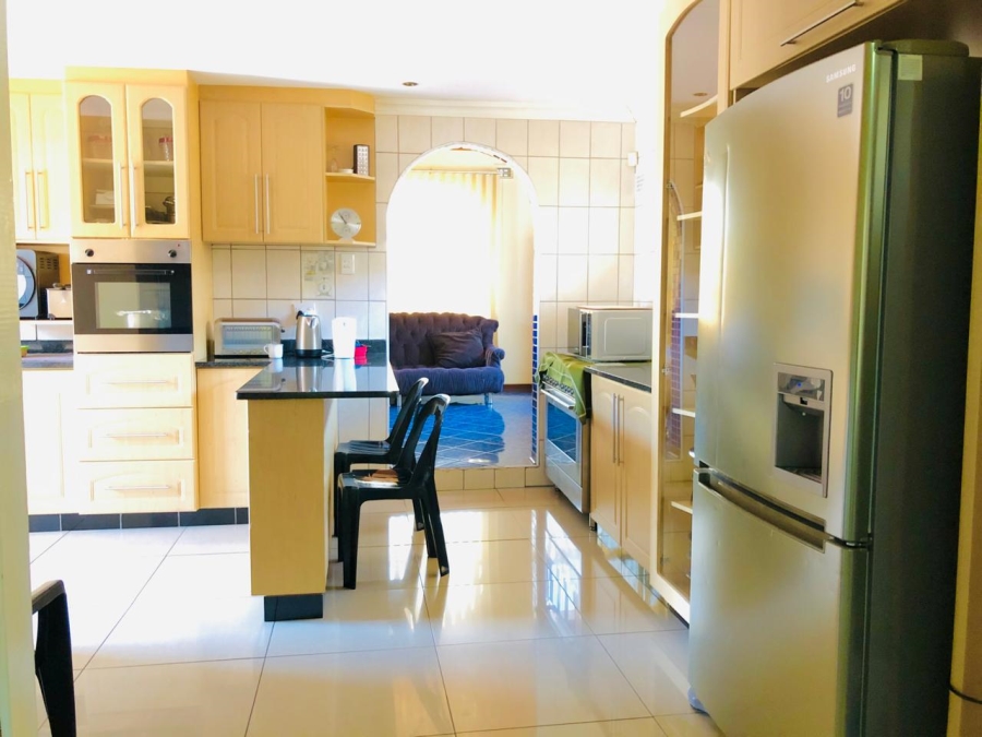 5 Bedroom Property for Sale in Marburg KwaZulu-Natal