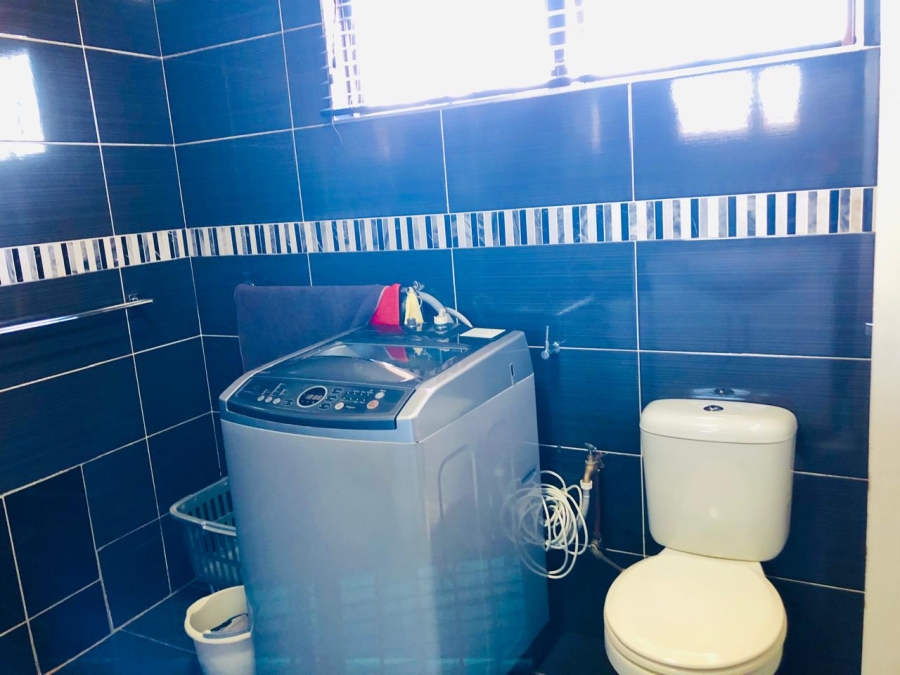 5 Bedroom Property for Sale in Marburg KwaZulu-Natal