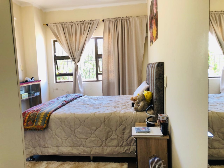 5 Bedroom Property for Sale in Marburg KwaZulu-Natal