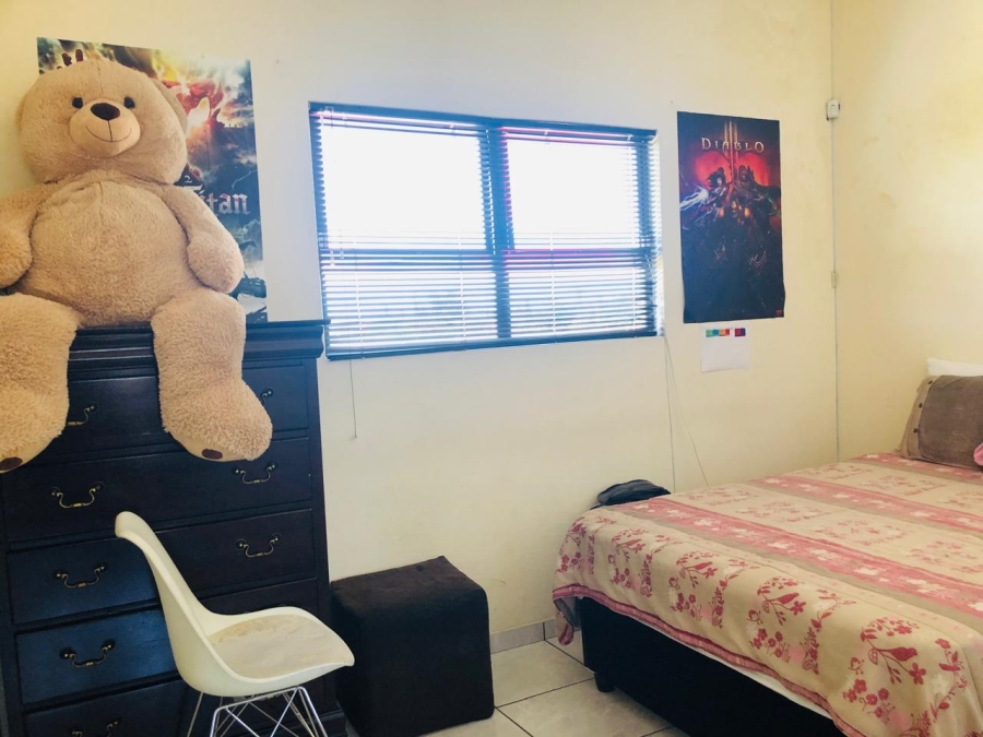 5 Bedroom Property for Sale in Marburg KwaZulu-Natal