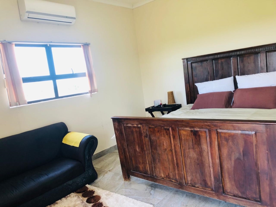 5 Bedroom Property for Sale in Marburg KwaZulu-Natal