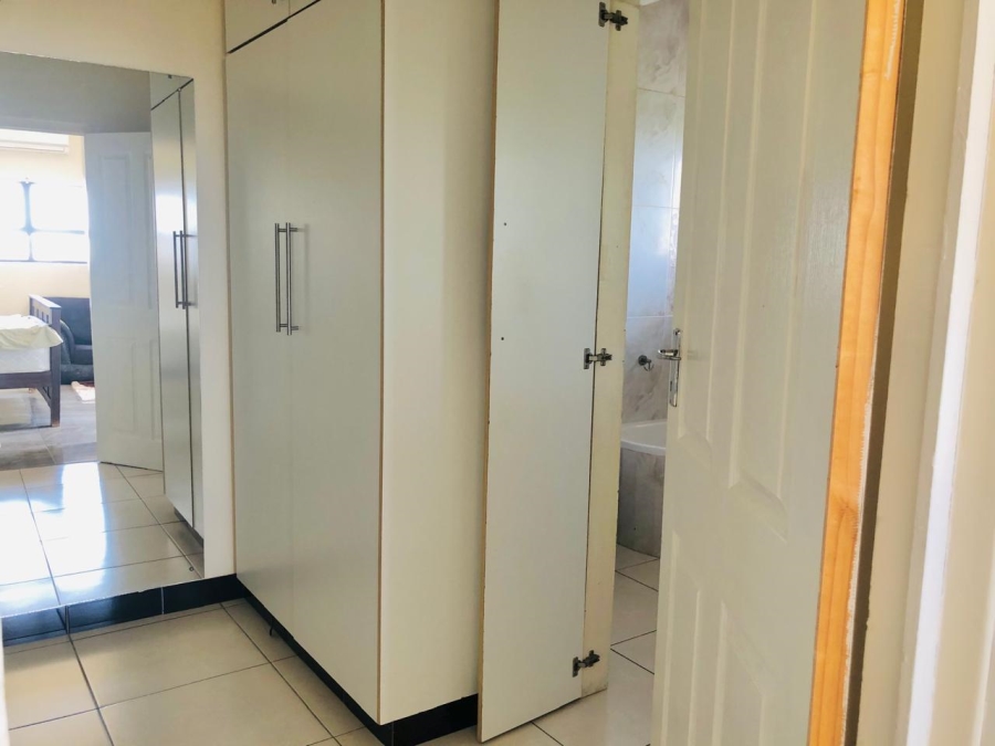 5 Bedroom Property for Sale in Marburg KwaZulu-Natal
