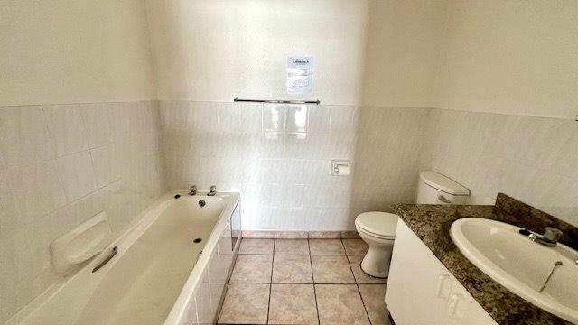 3 Bedroom Property for Sale in Uvongo KwaZulu-Natal