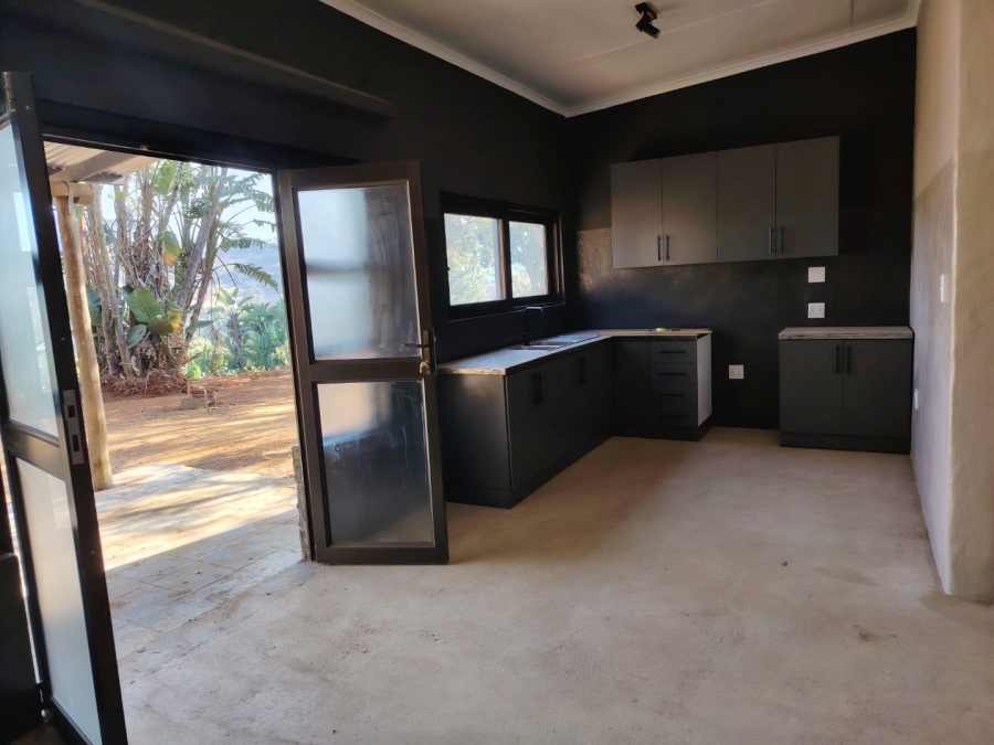 To Let Commercial Property for Rent in Peacevale KwaZulu-Natal