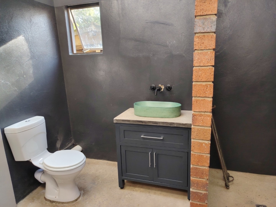 To Let Commercial Property for Rent in Peacevale KwaZulu-Natal