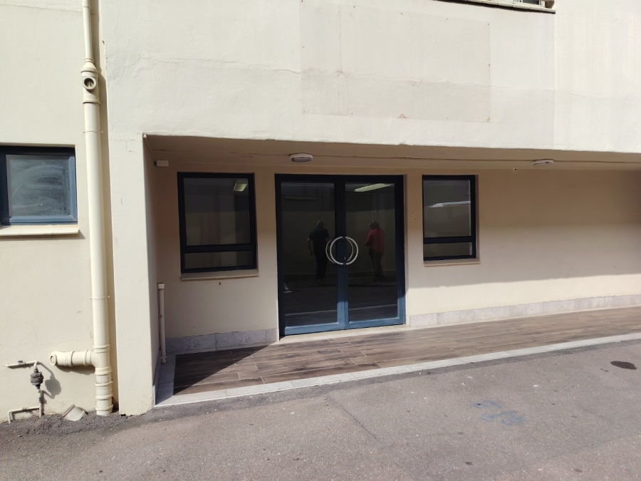 To Let Commercial Property for Rent in Hillcrest Central KwaZulu-Natal