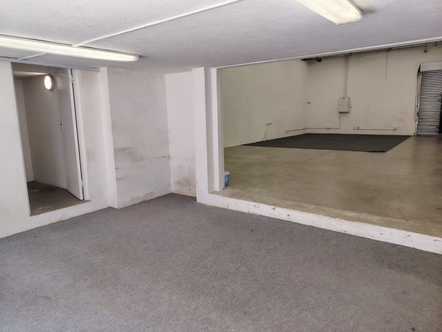 To Let Commercial Property for Rent in Hillcrest Central KwaZulu-Natal