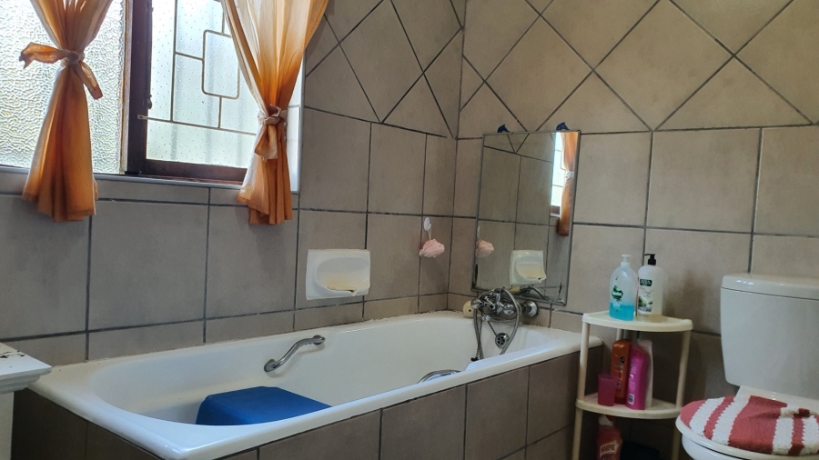 3 Bedroom Property for Sale in Three Hills KwaZulu-Natal