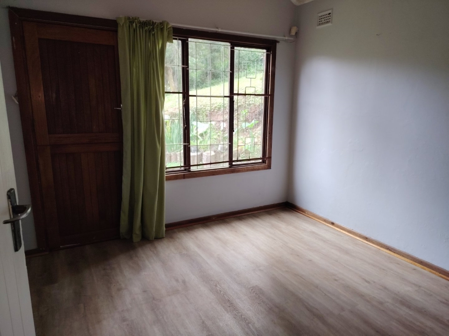 To Let  Bedroom Property for Rent in Gillitts KwaZulu-Natal