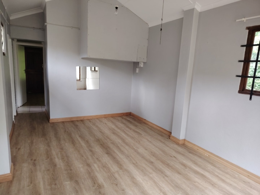 To Let  Bedroom Property for Rent in Gillitts KwaZulu-Natal