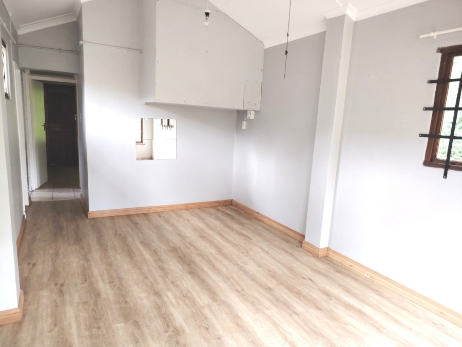 To Let  Bedroom Property for Rent in Gillitts KwaZulu-Natal