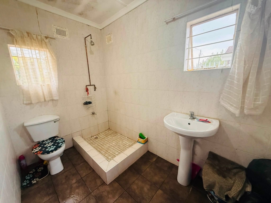 To Let 1 Bedroom Property for Rent in Newholme KwaZulu-Natal