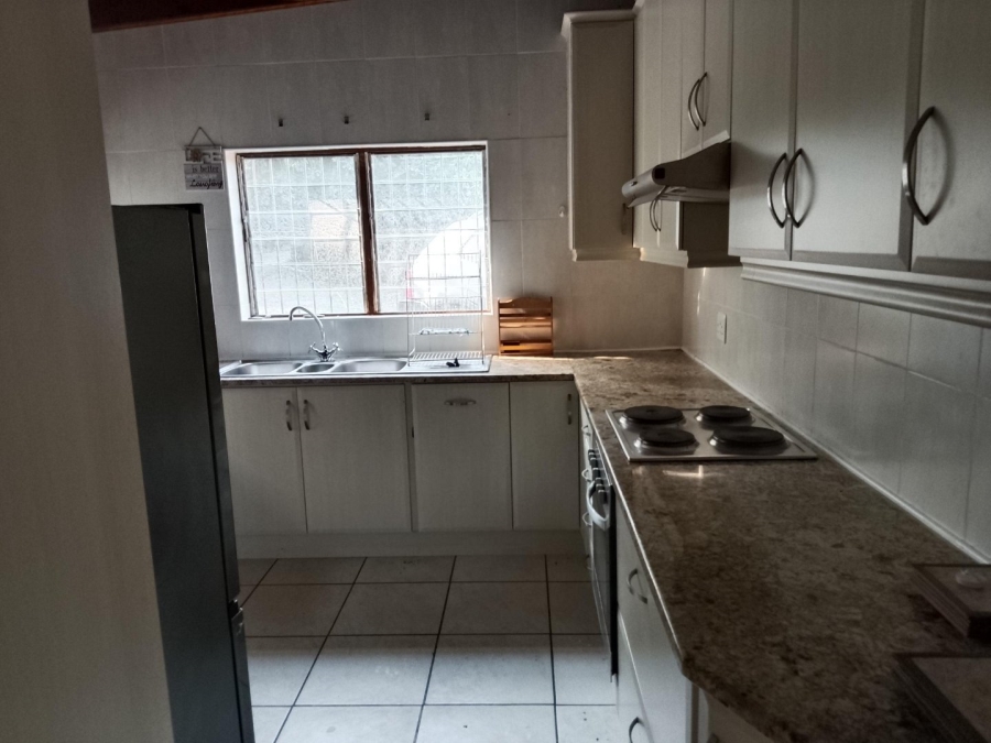 3 Bedroom Property for Sale in Elysium KwaZulu-Natal